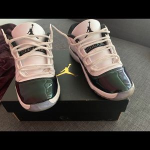 jordan 11 low emeralds